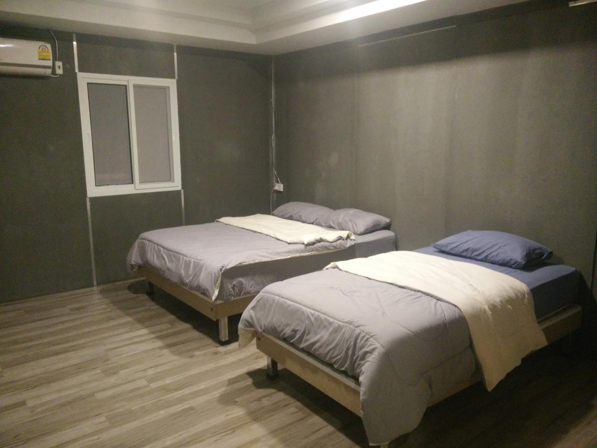 X Kingdom Guest House 清邁 外观 照片
