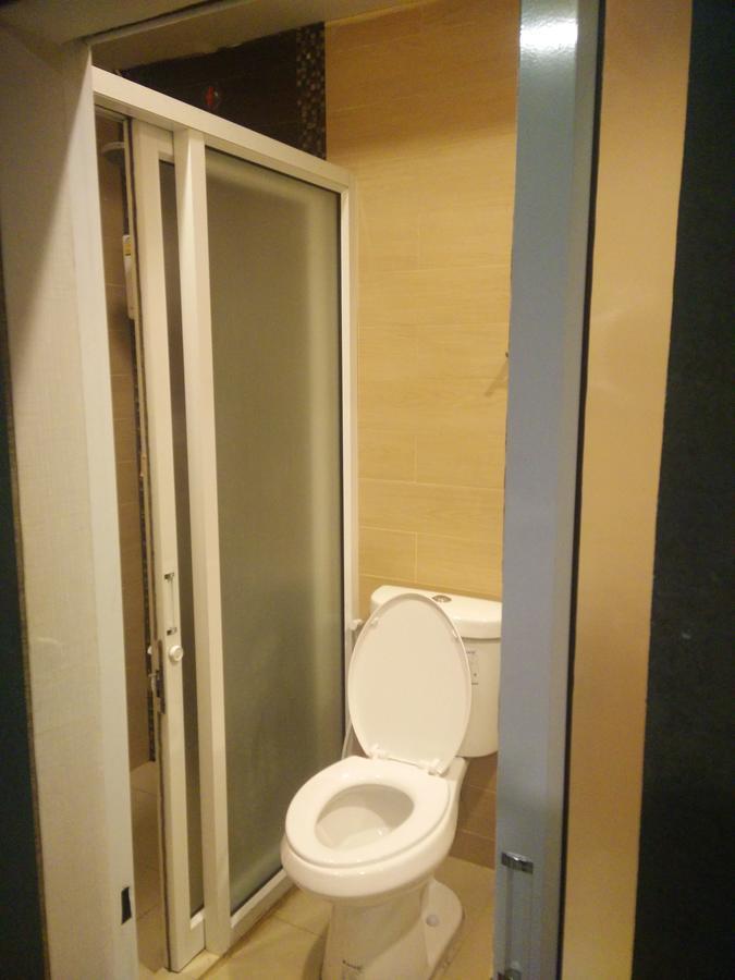 X Kingdom Guest House 清邁 外观 照片